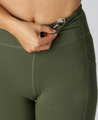 Bambus fitness 3/4 tights i grøn til damer