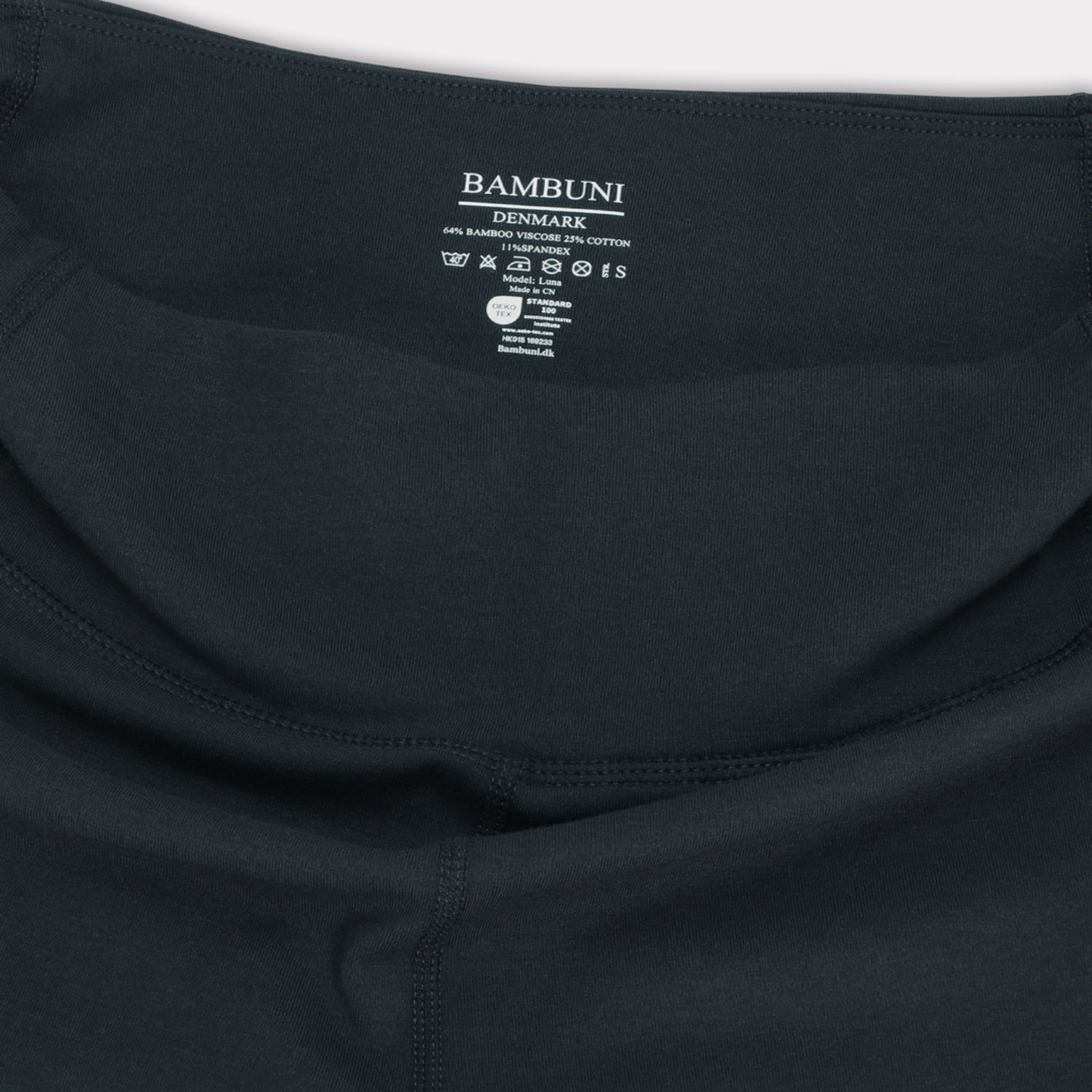 Bambus fitness shorts kort i navy til damer