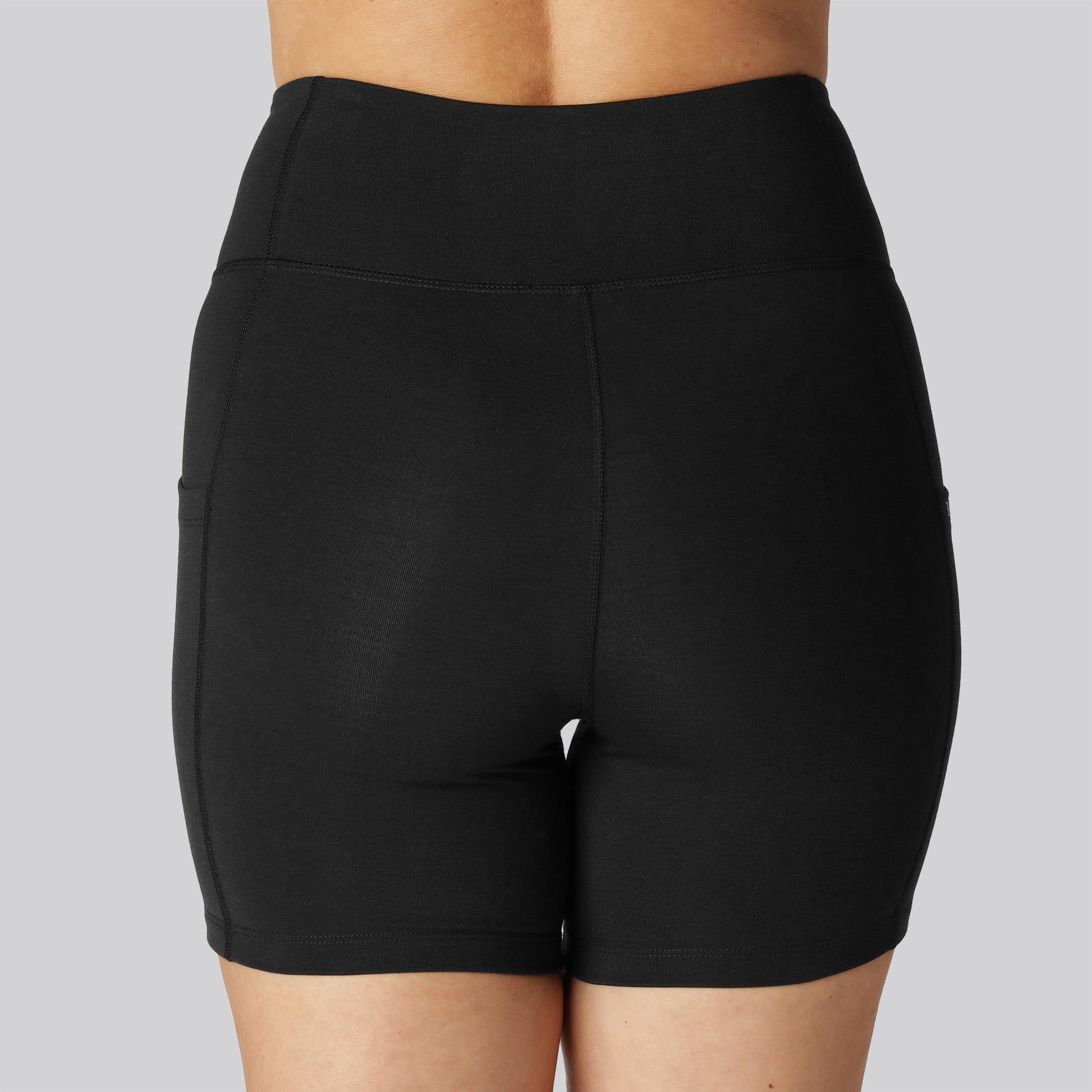 Bambus fitness shorts kort i sort til damer