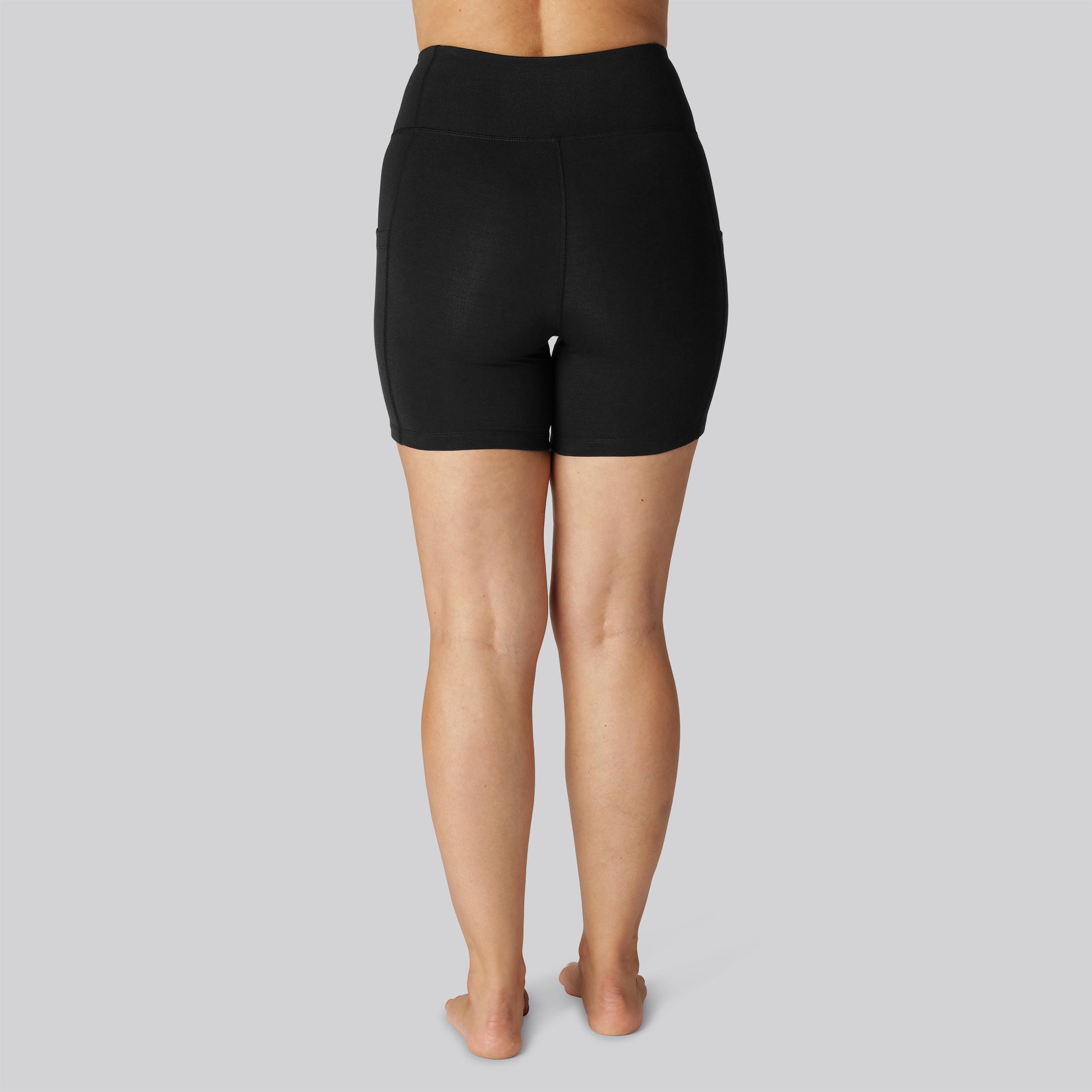 Bambus fitness shorts kort i sort til damer