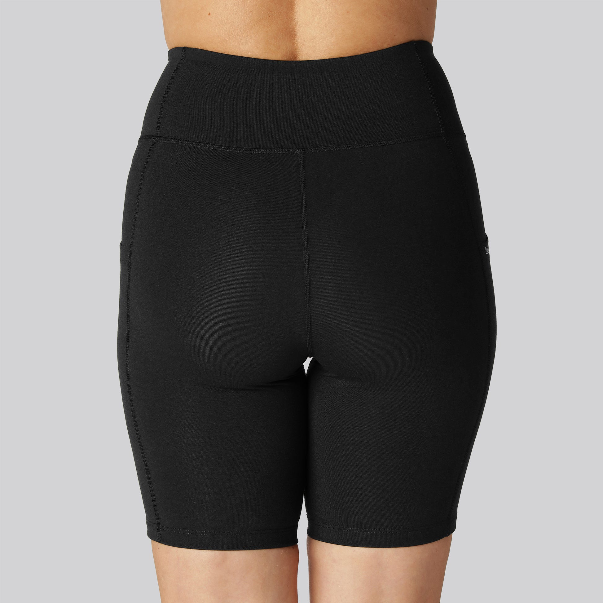 Bambus fitness shorts i sort til damer