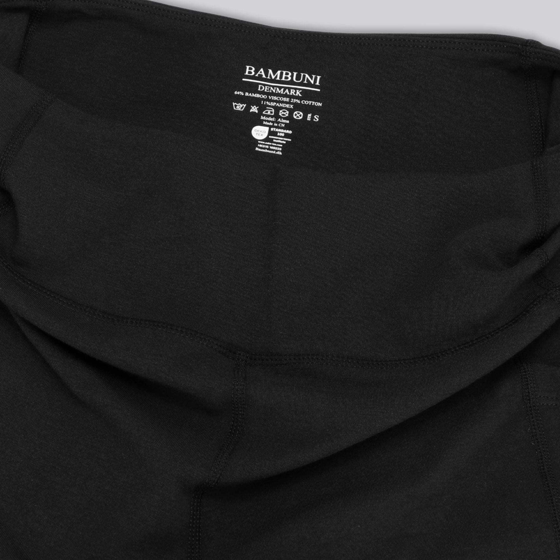 Bambus fitness shorts i sort til damer