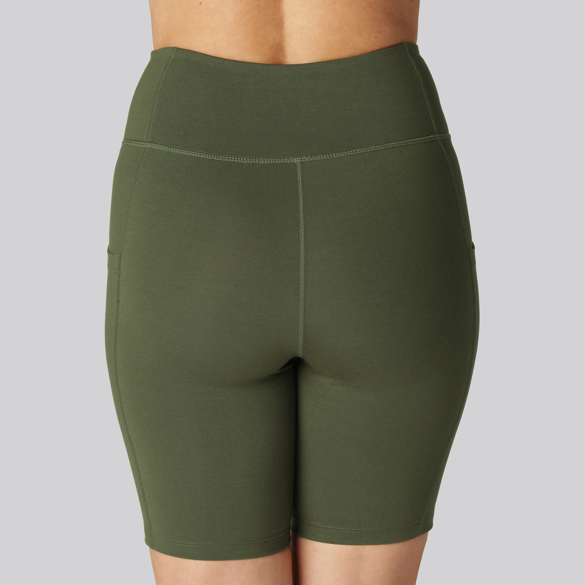 Bambus fitness shorts i grøn til damer