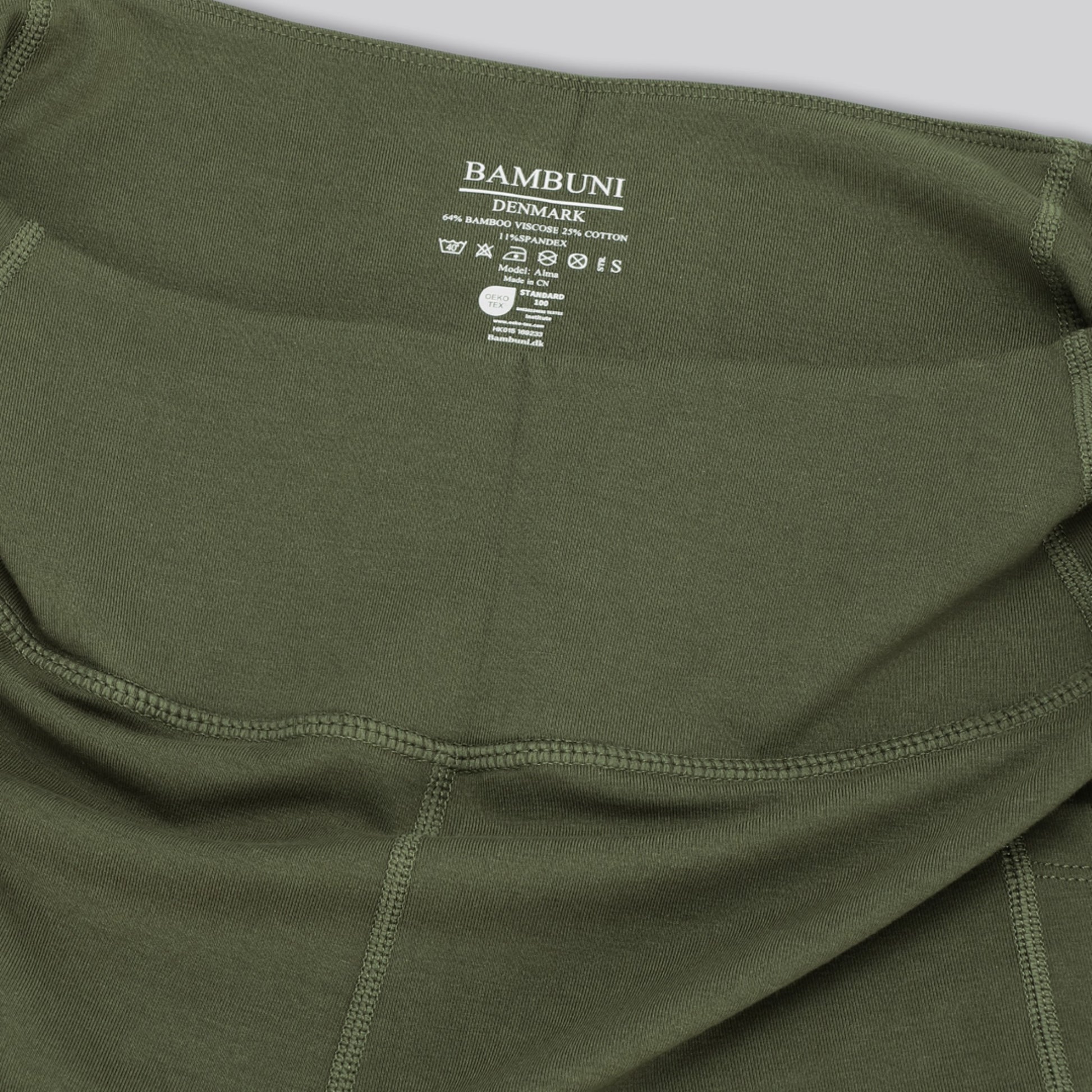 Bambus fitness shorts i grøn til damer