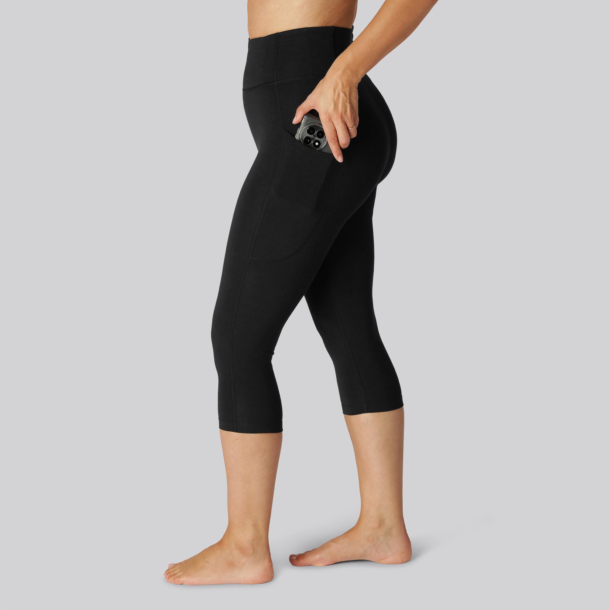 Bambus fitness 3/4 tights i sort til damer