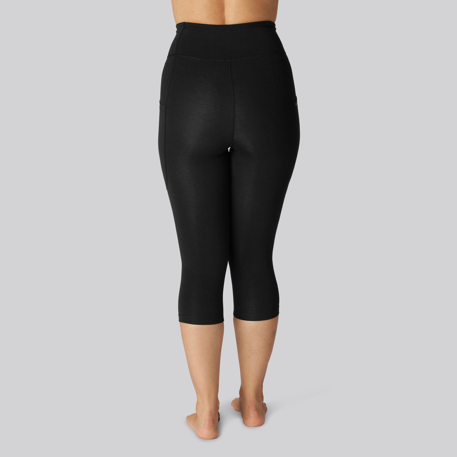 Bambus fitness 3/4 tights i sort til damer