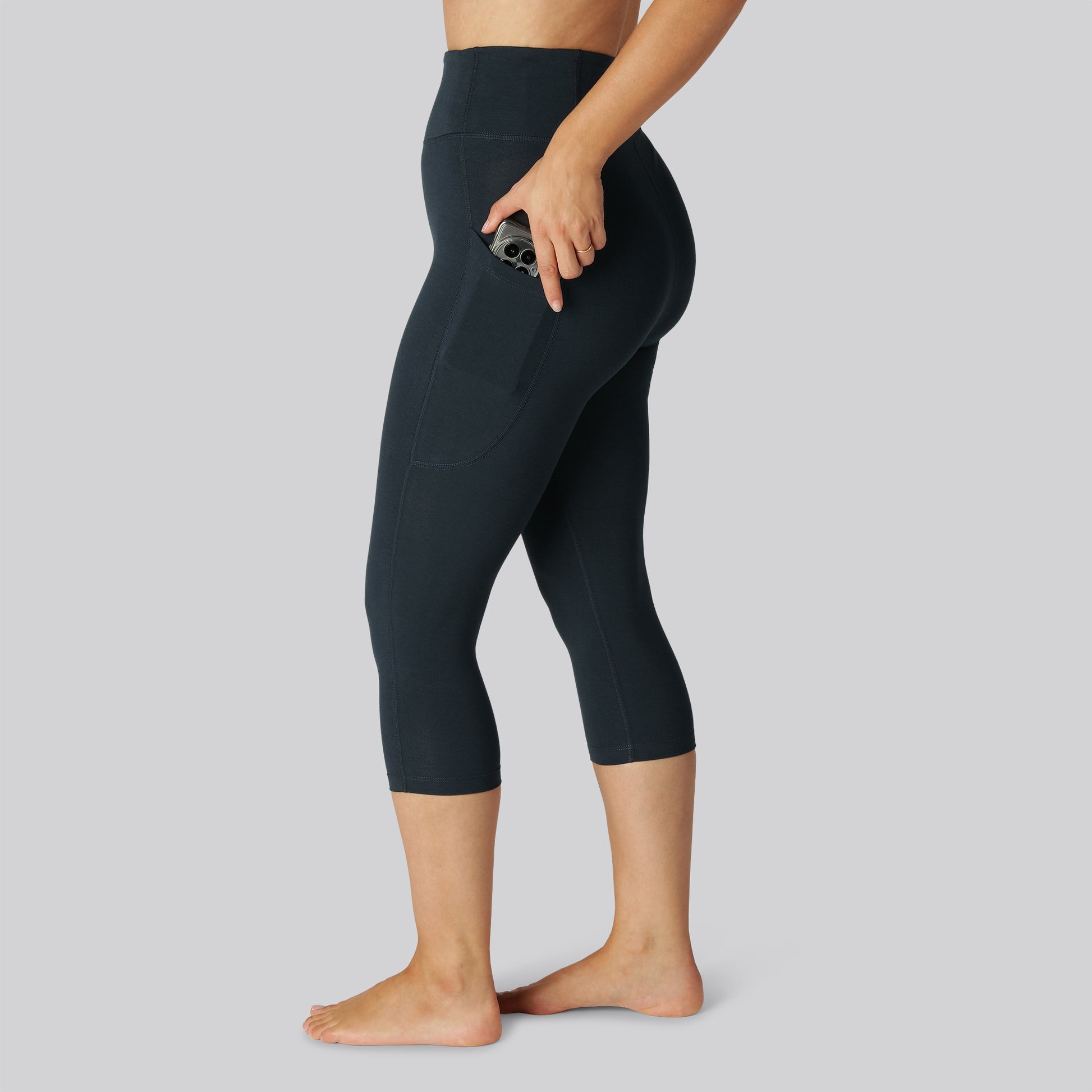 Bambus fitness 3/4 tights i navy til damer
