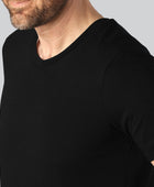 Bambus T-shirt V-hals i sort til mænd