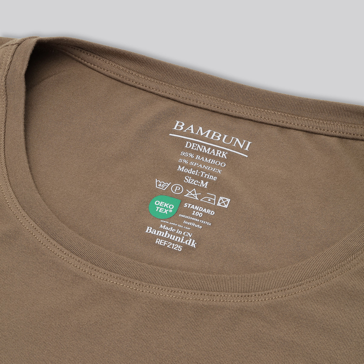 Bambus oversize t-shirt i sand til damer carelabel