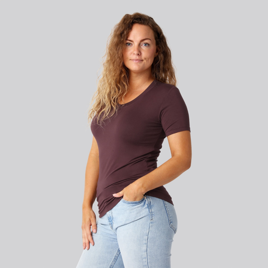 Bambus t-shirt v-hals i bordeaux damer