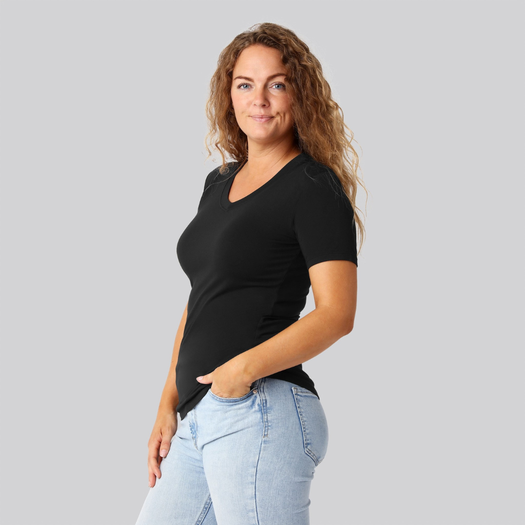 Bambus t-shirt v-hals i sort damer