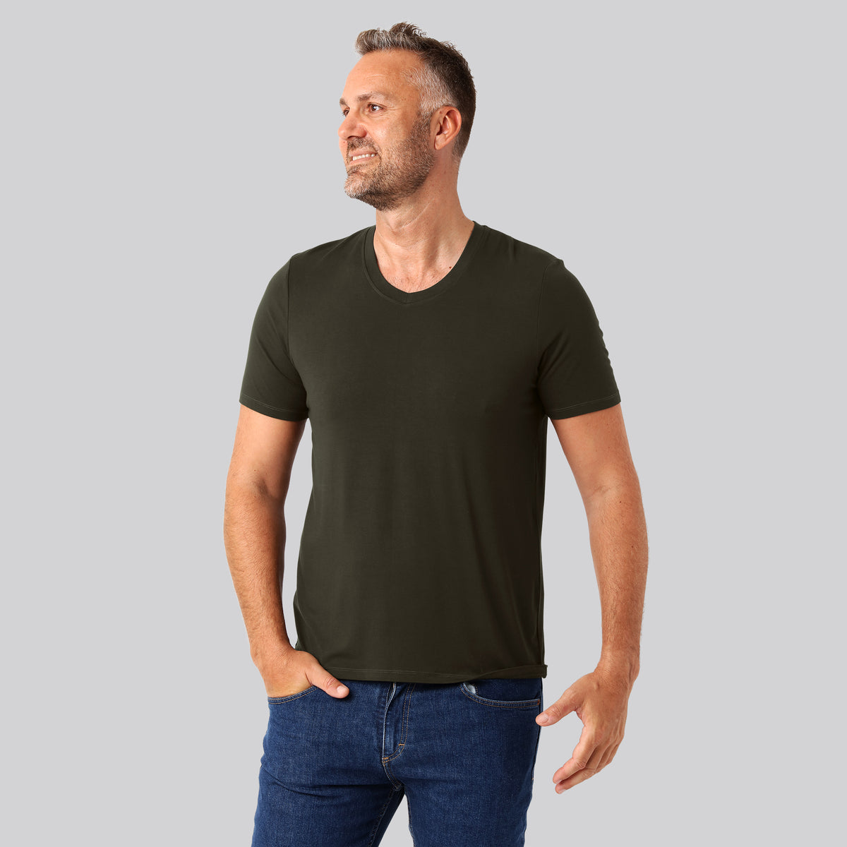 Bambus t-shirt v-hals mørkegrøn mænd