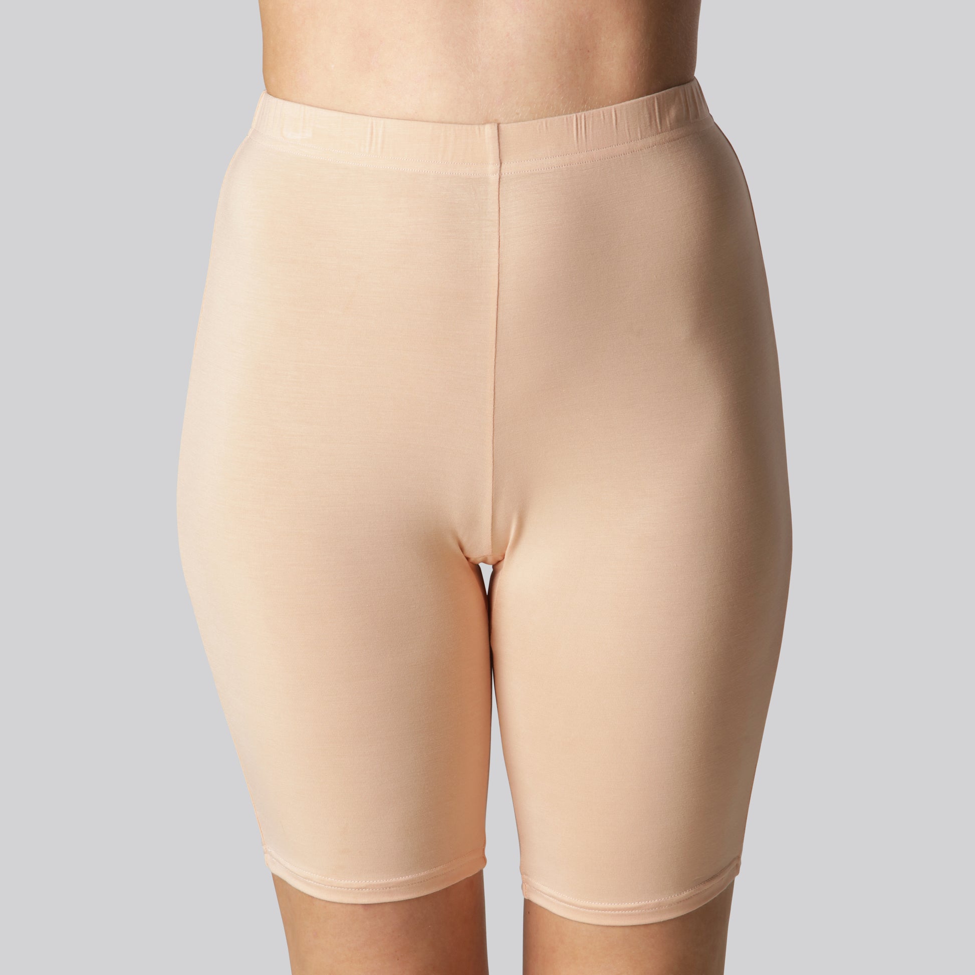 Bambus shorts i beige til kvinder fra Bambuni