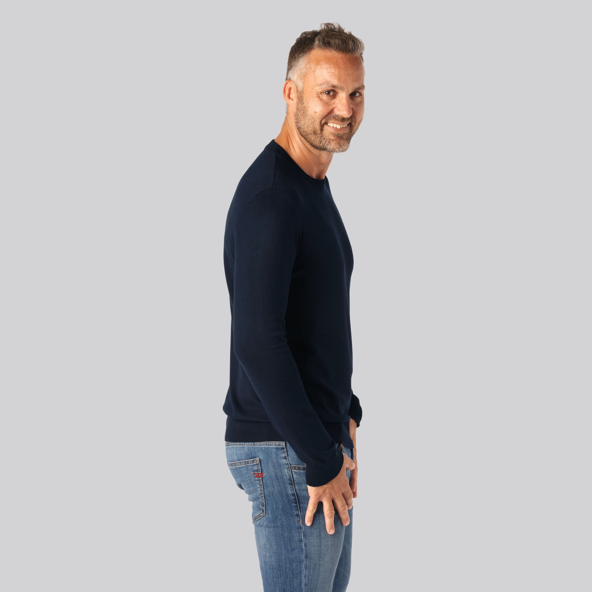Bambus striktrøje i navy